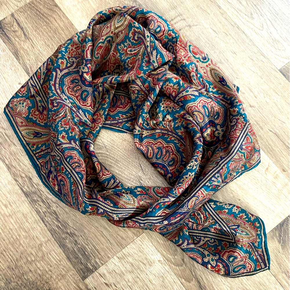 Silky satin square green and paisley scarf